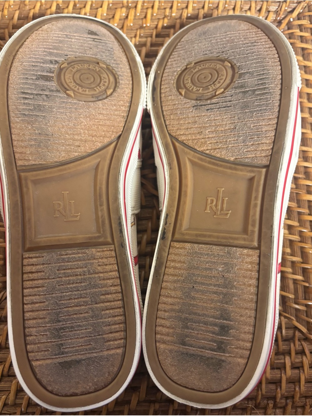LAUREN Ralph Lauren Jiny White Slip-On Sneakers with Equine Chain Print, size 8 - Picture 7 of 8